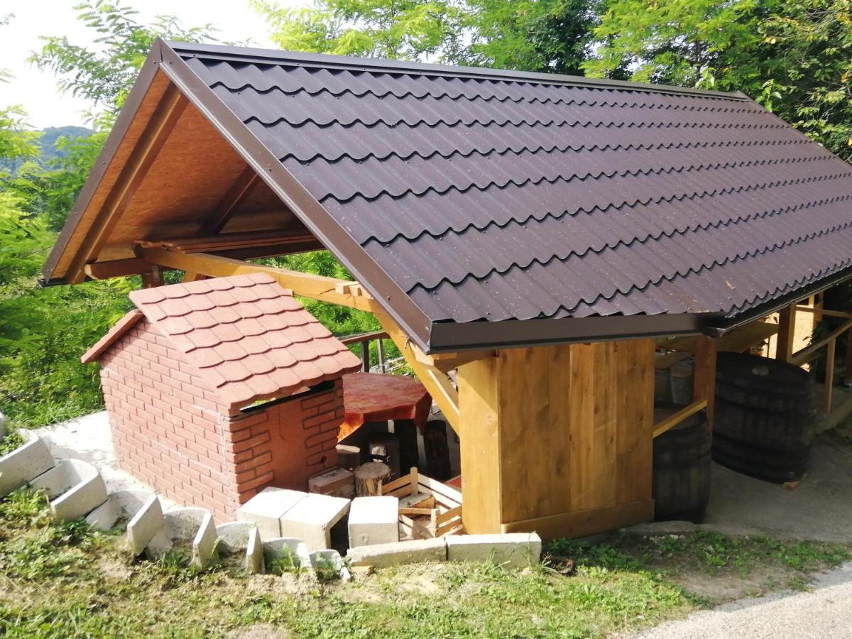 Robinzonski Smjestaj Tepes Tuheljske Toplice Bagian luar foto